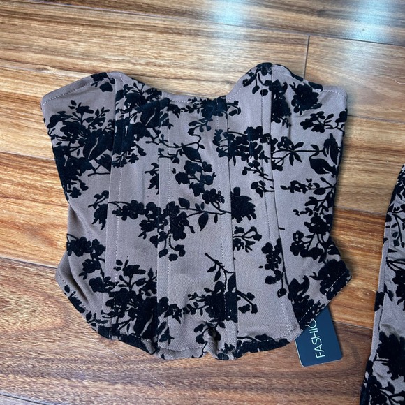 Fashion Nova Swynn Serenity Brown Floral Velvet Corset Top & Midi Skirt Set - Picture 5 of 10
